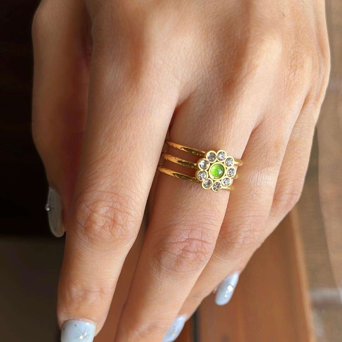 A Flower Ring