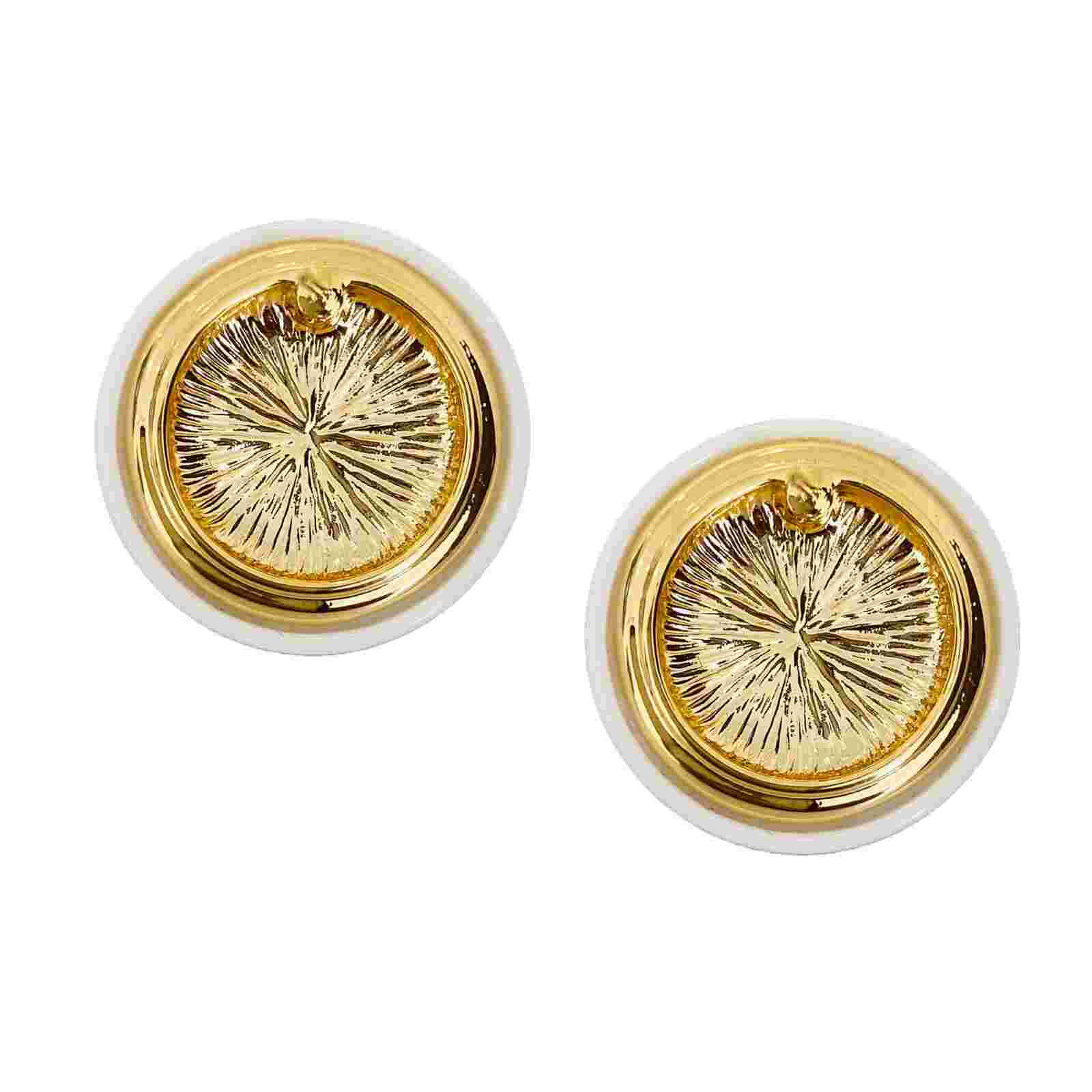 Daily Wear Gold Earrings Collections | Latest Earrings Designs 2023 | Latest  earrings design, Earrings collection, Designer earrings