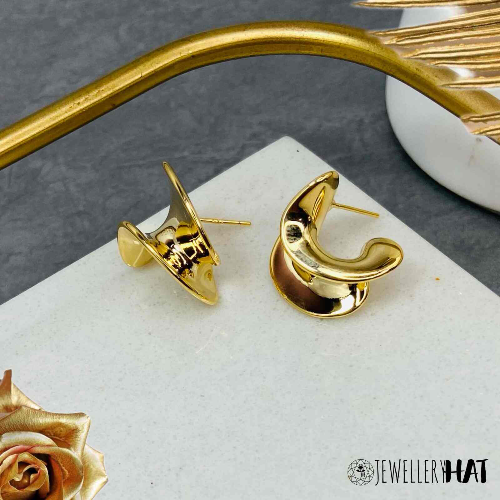 Earrings Gold Design