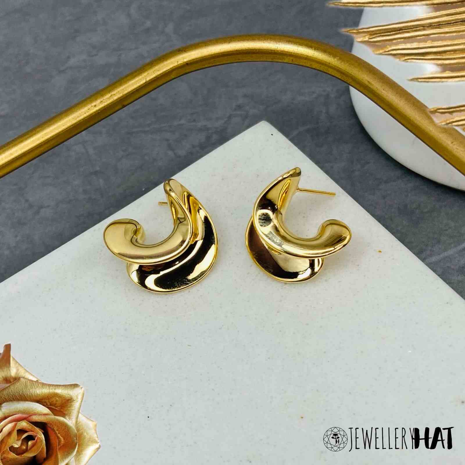 Earrings Gold Design