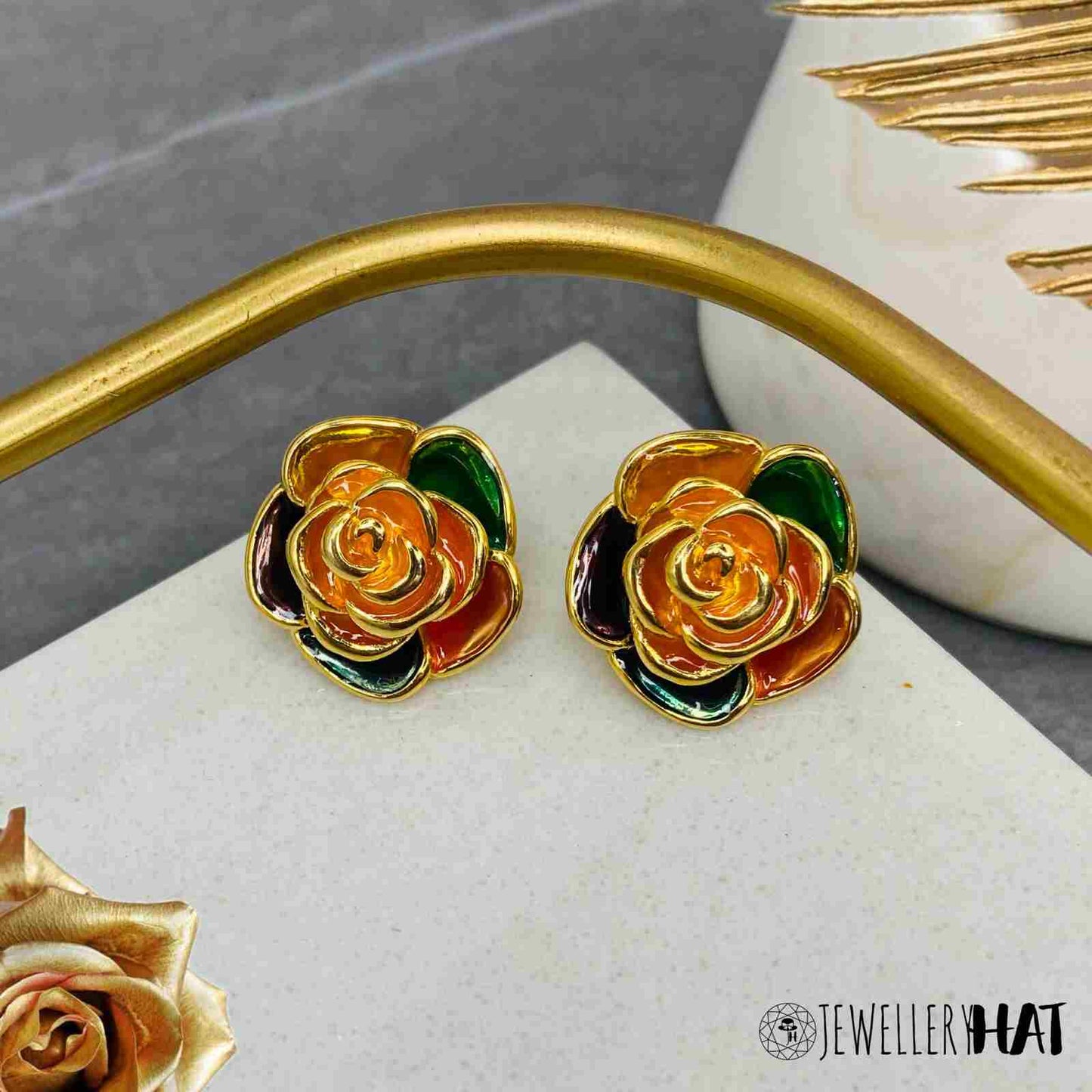 Floral Earrings Gold