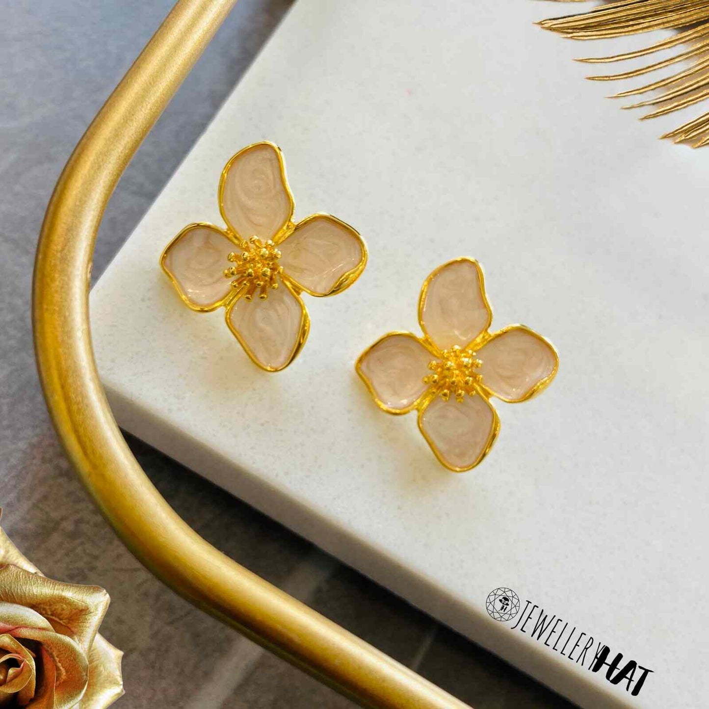 Flower Gold Earrings