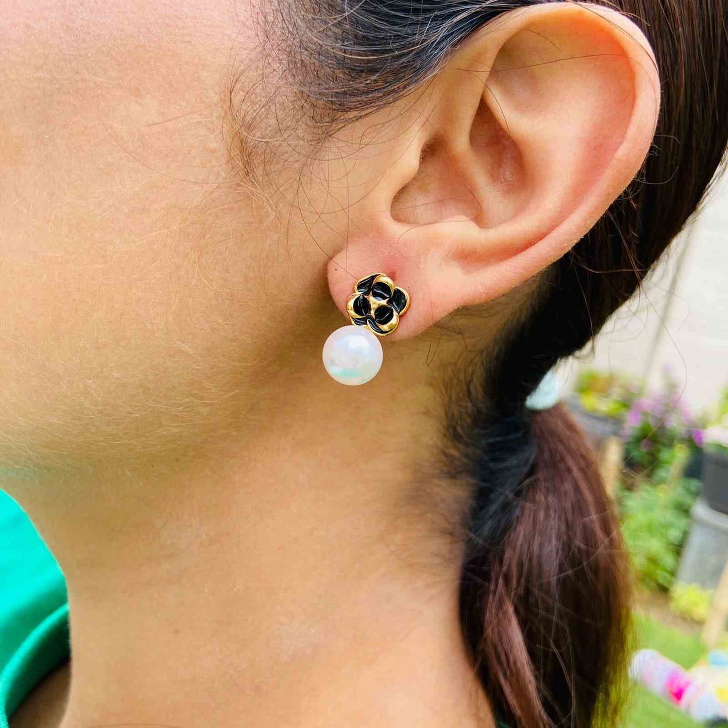 Gold Ear Tops Design