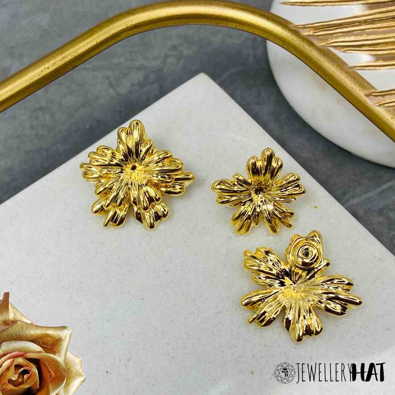 Gold Earrings Design Latest