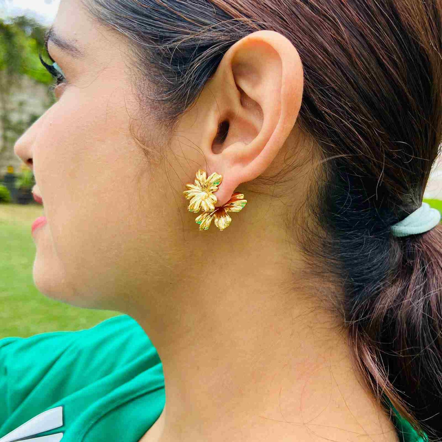 Gold Earrings Design Latest