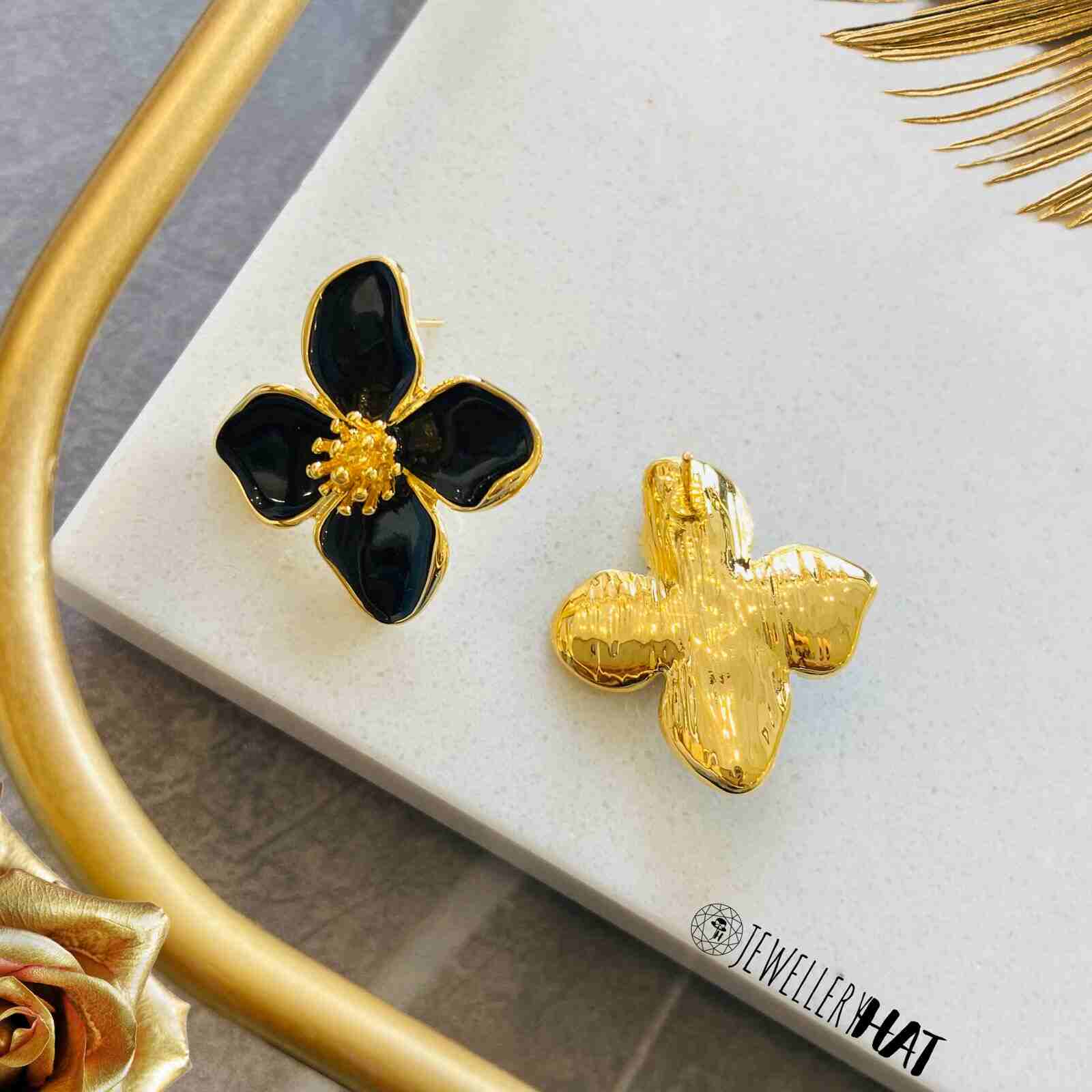 Gold Earrings Flower