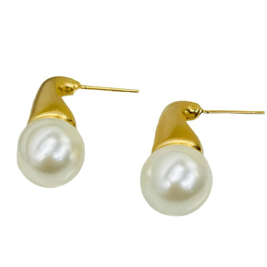 Pearl Drop Earrings