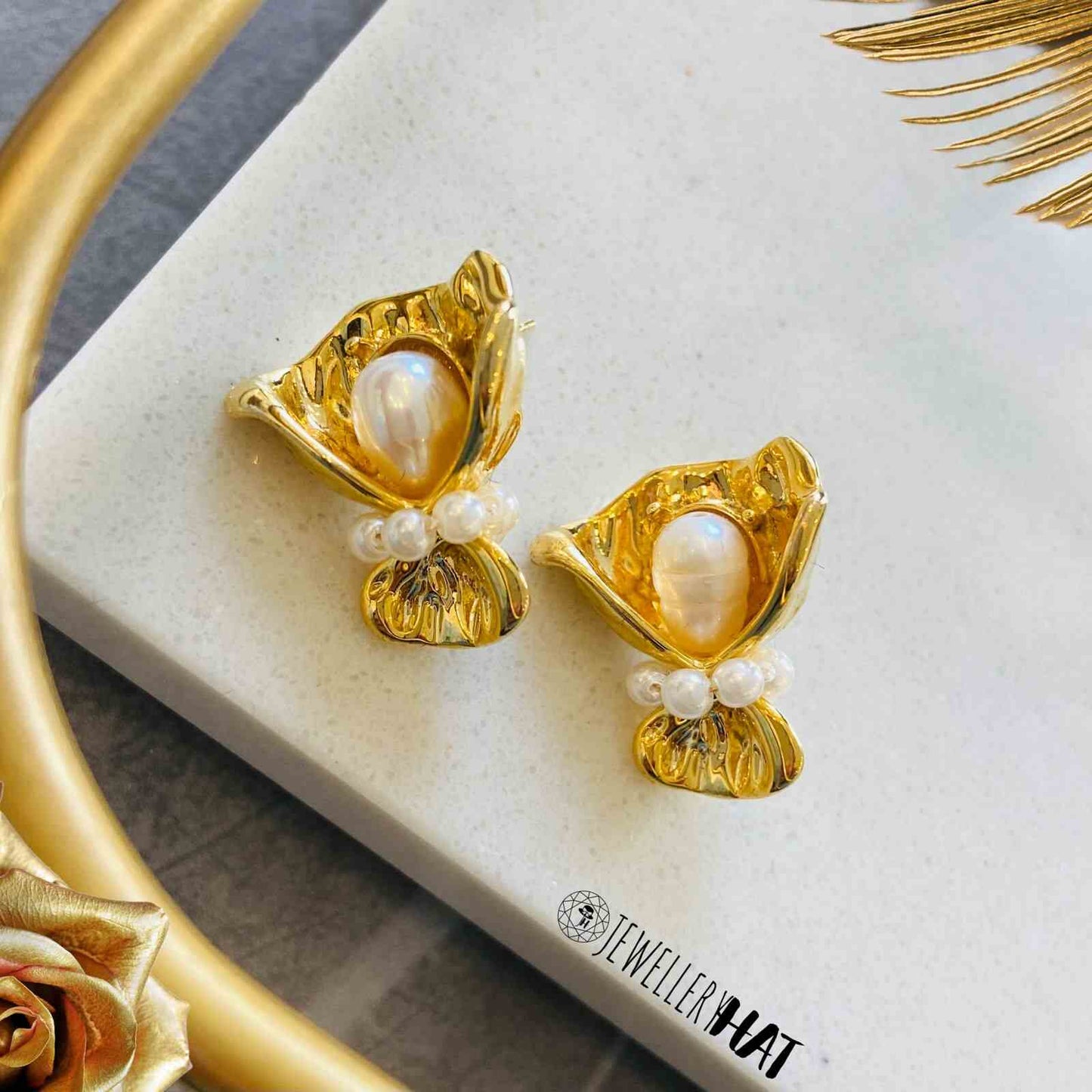 Gold Earrings Gold