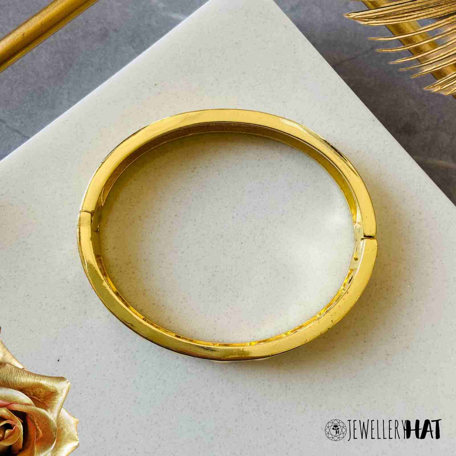 Gold Kada