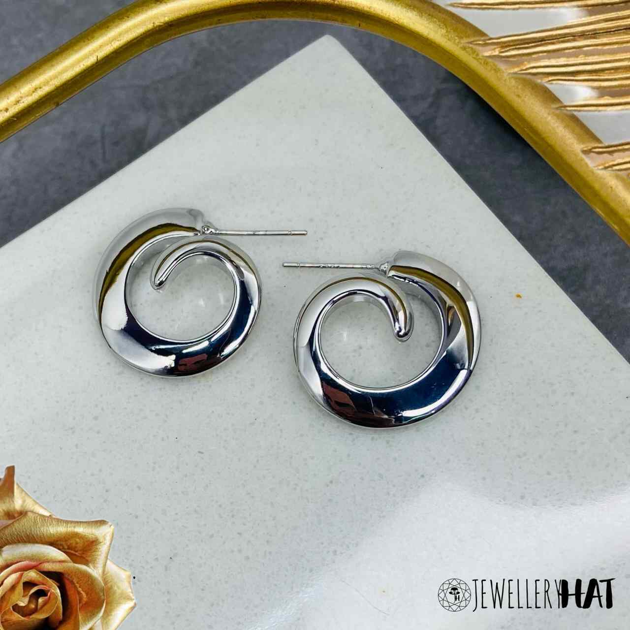 Ladies Stud Earrings Silver