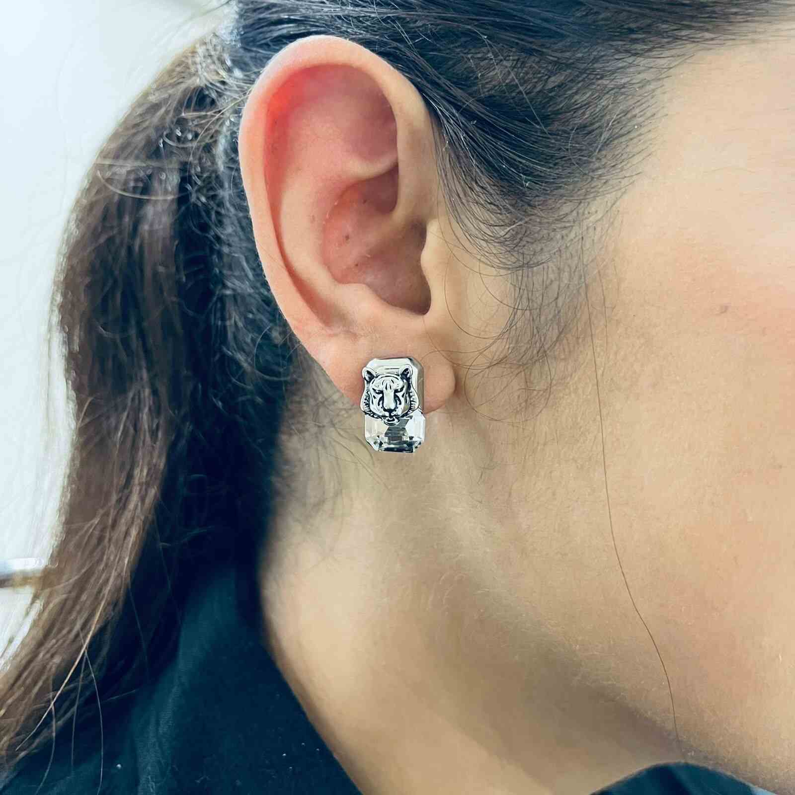 New Modern Stylish Earrings