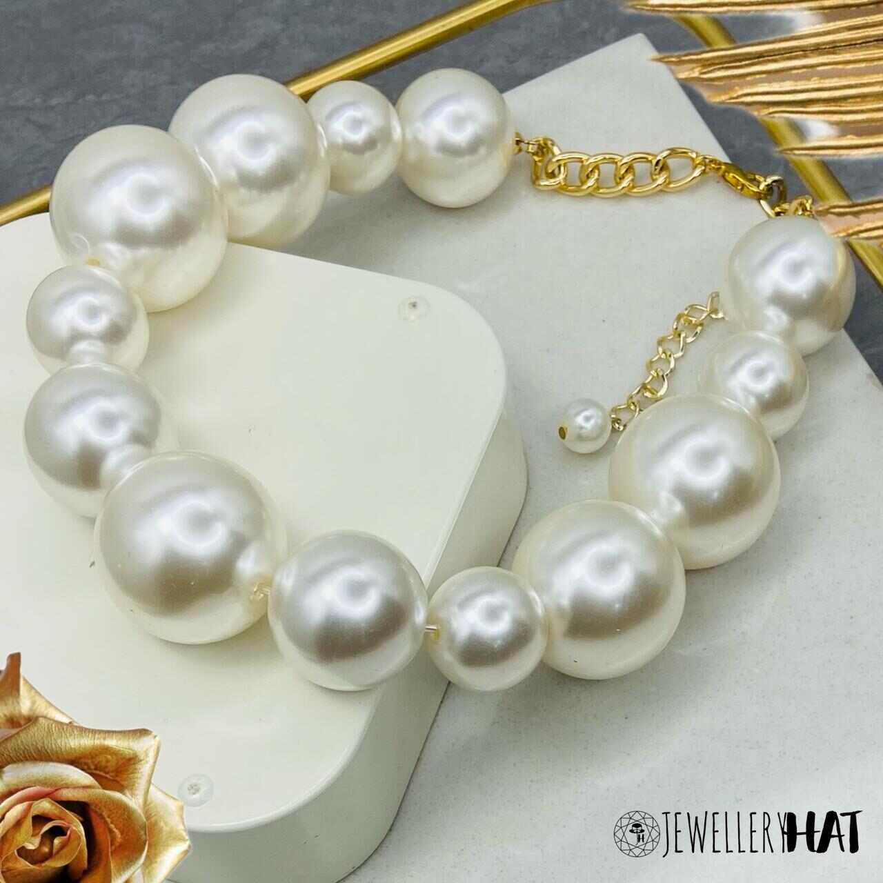 Pearl Choker