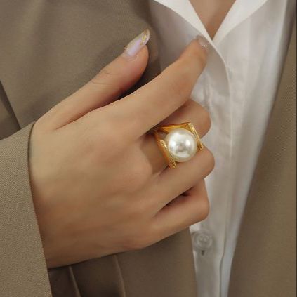 Pearl Gold Ring