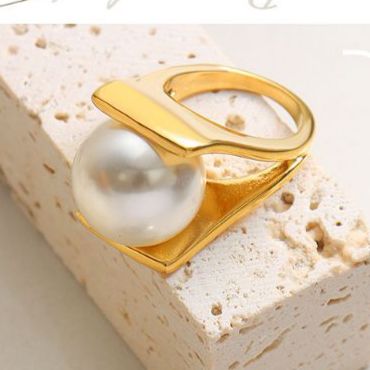 Pearl Gold Ring