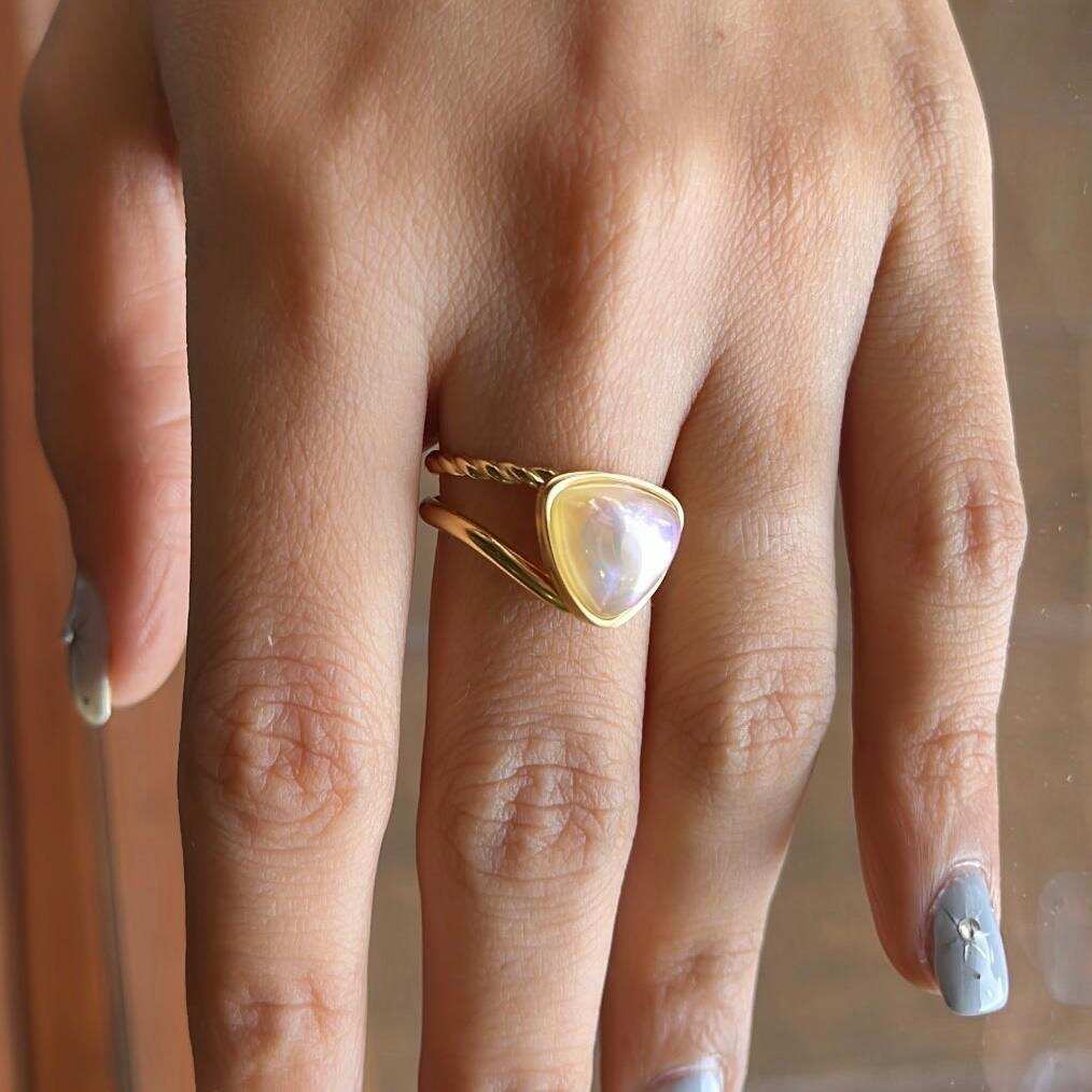 Pearlescent Ring