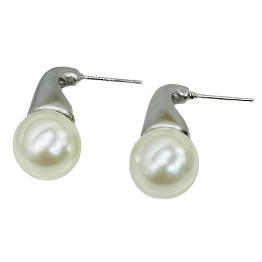 Silver Ear Studs | With Pearl Moti | Silver Plated Earrings