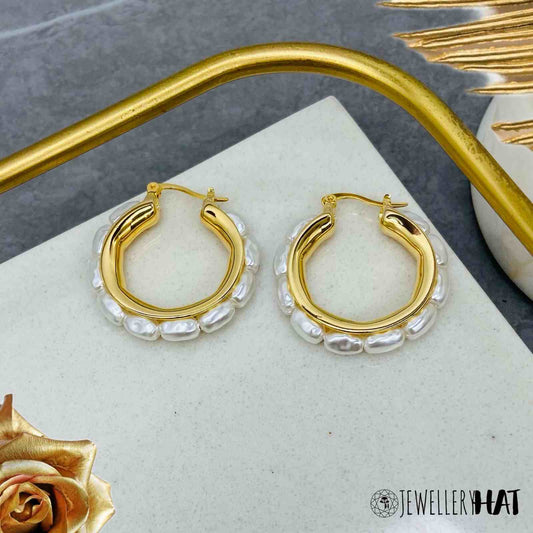 Simple Pearl Earrings Gold
