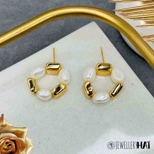 Ladies Stud Earrings Gold